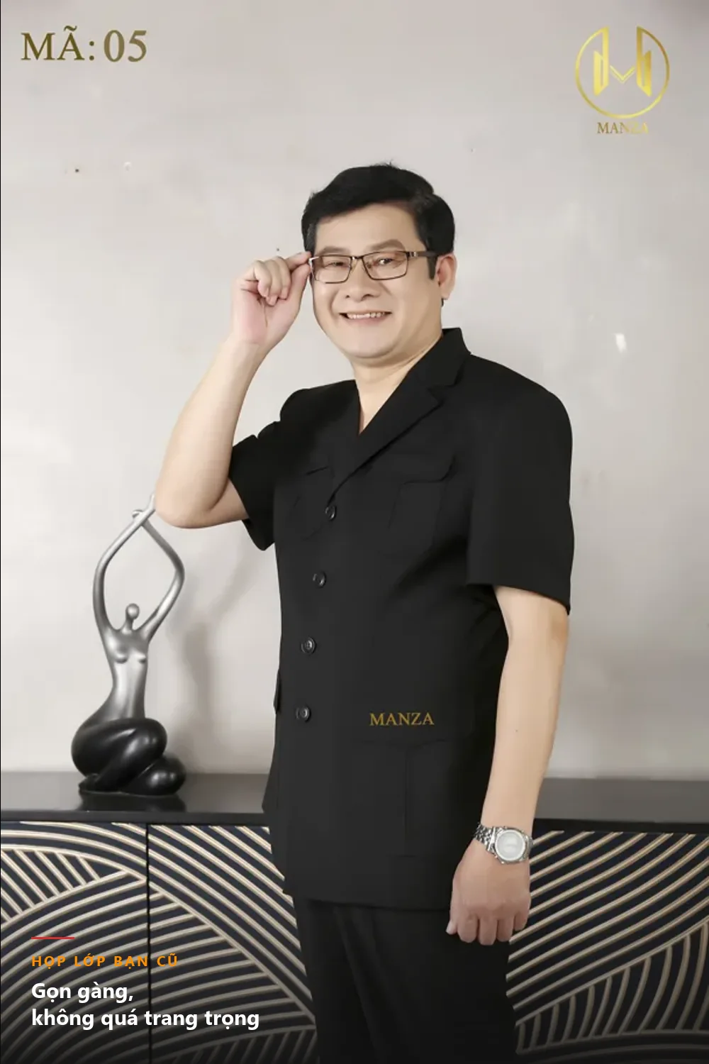Trang phục phù hợp họp lớp, gặp lại bạn cũ