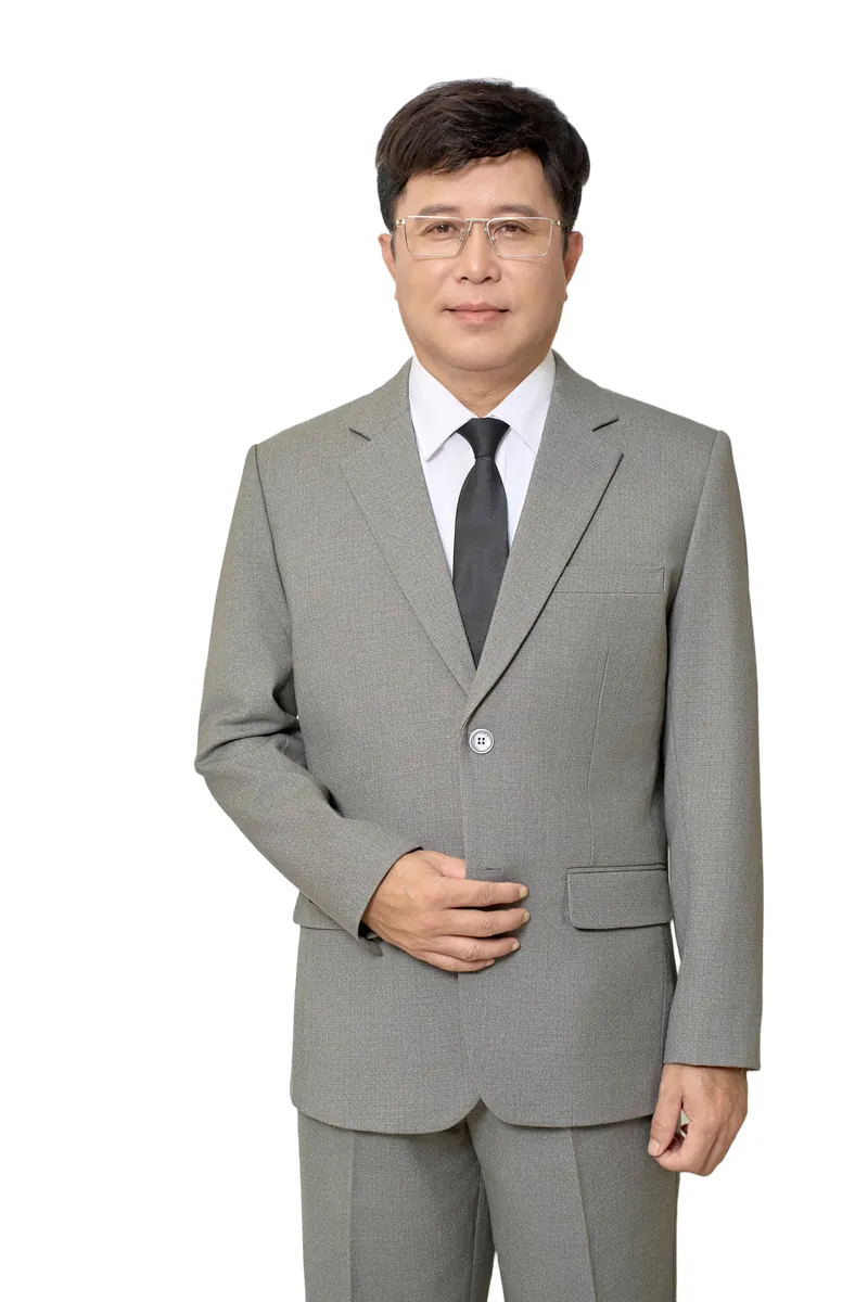 Áo vest nam trung niên HG102, khuy màu sáng, túi dưới có nắp, ảnh nửa người Áo vest nam trung niên HG102, khuy màu sáng, túi dưới có nắp, ảnh nửa người