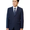 Áo vest nam trung niên HG117, khuy màu tối, túi dưới có nắp, ảnh nửa người
